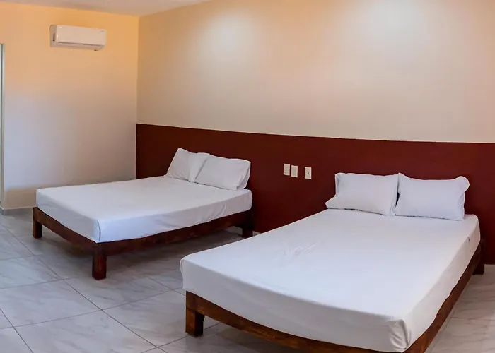 Oyo Hotel La Playa