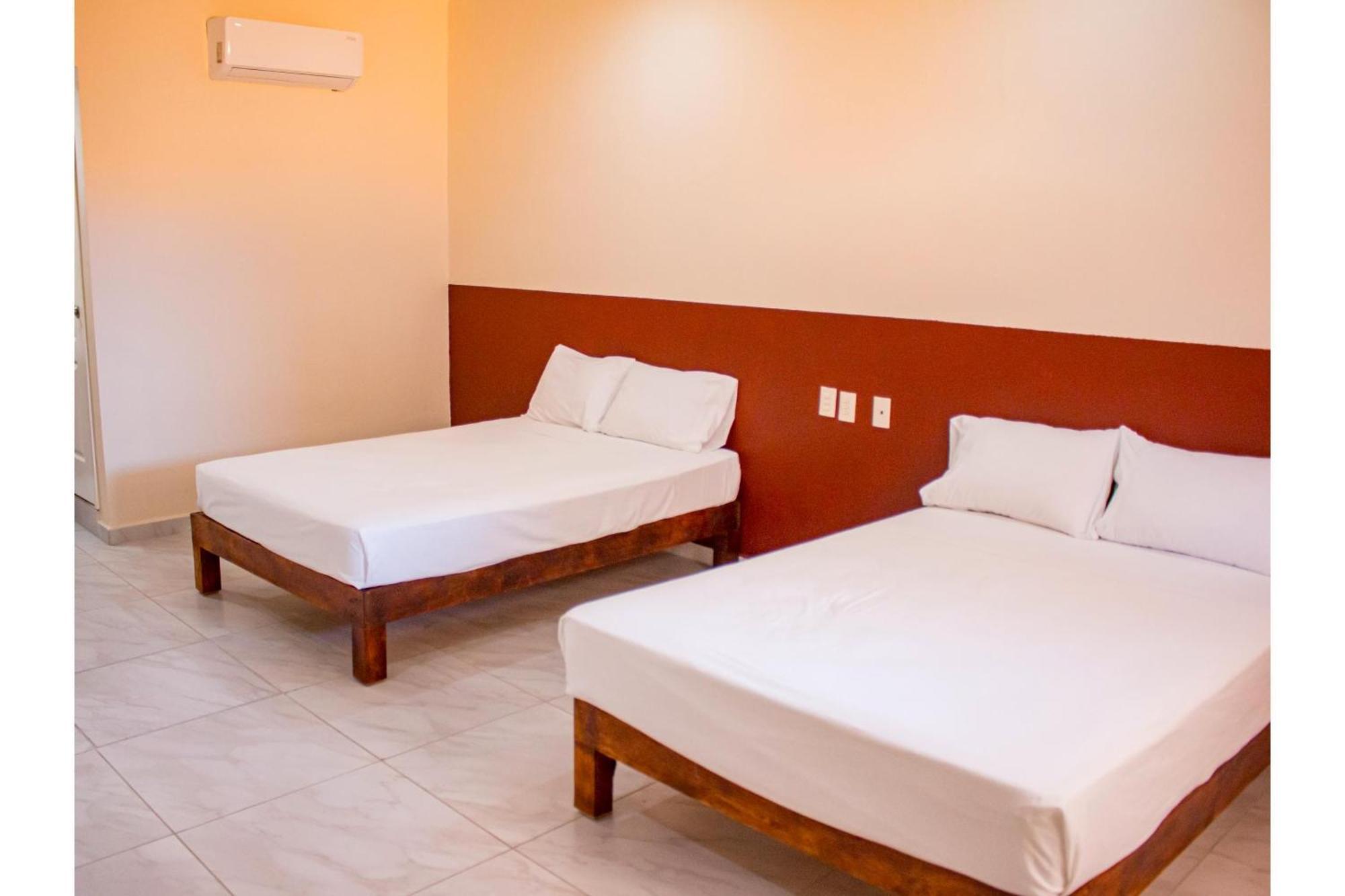 Oyo La Playa Hotel