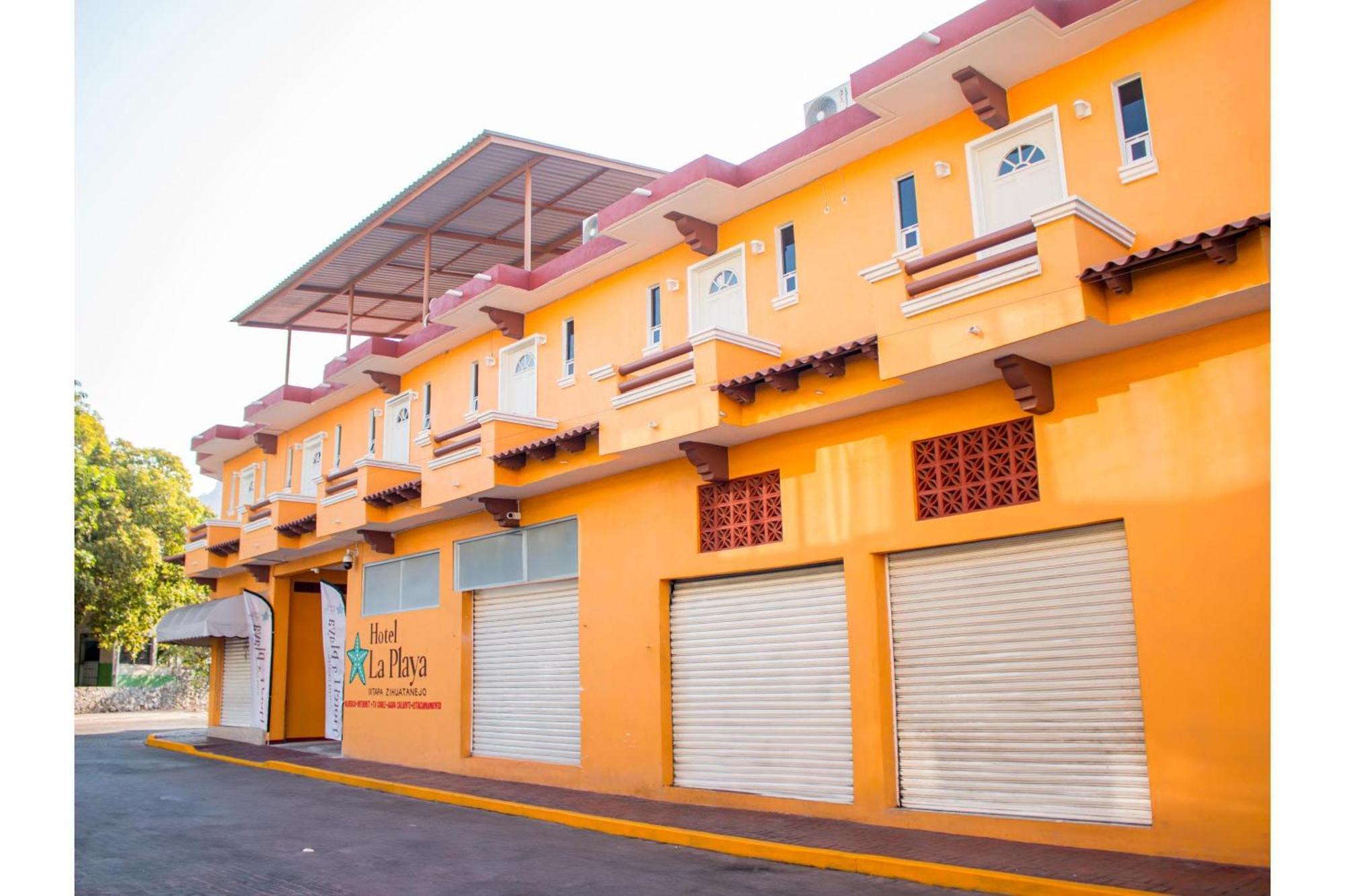 Oyo La Playa Hotel Zihuatanejo